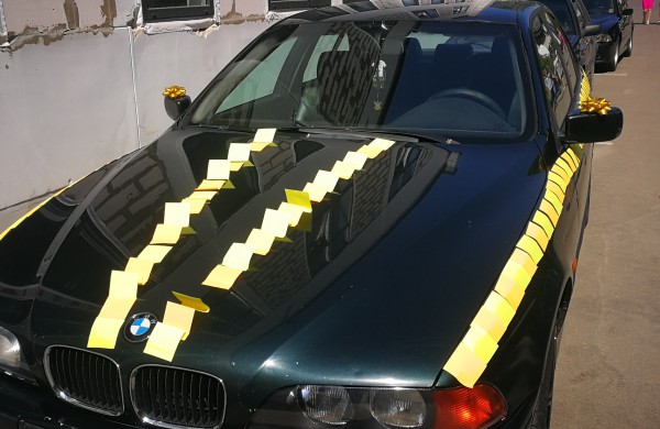 Jonavietis: Vairuotojai – būkite atidūs! Gatvėmis nesaugiai „laksto“ abiturientai