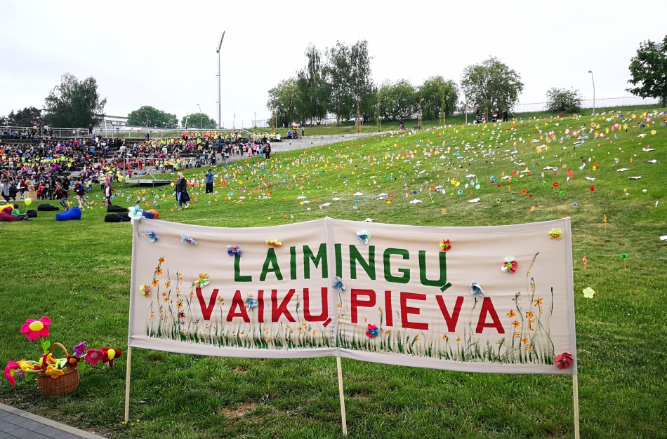 Laimingų vaikų pieva „išaugo“ į respublikinį renginį