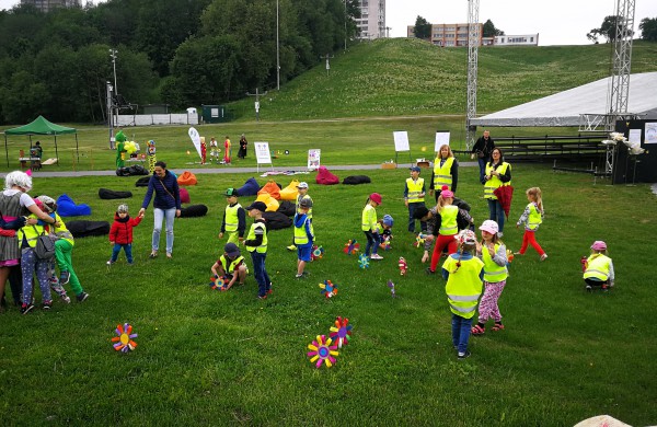 Laimingų vaikų pieva „išaugo“ į respublikinį renginį