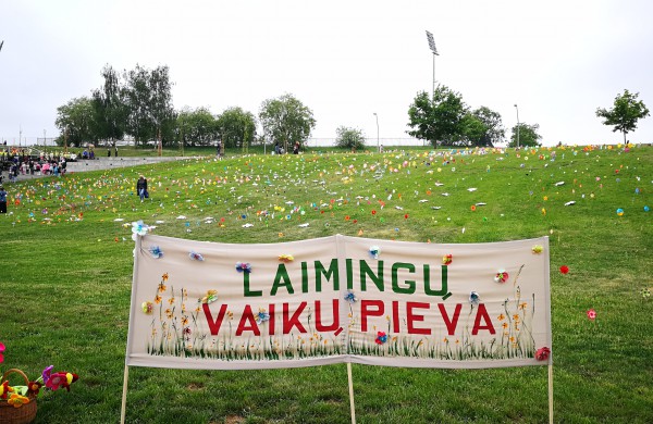 Laimingų vaikų pieva „išaugo“ į respublikinį renginį