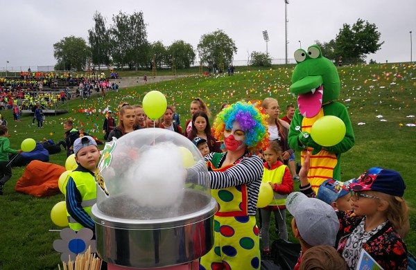 Laimingų vaikų pieva „išaugo“ į respublikinį renginį