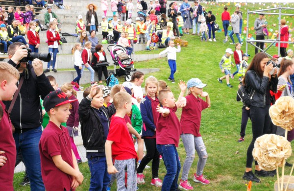 Laimingų vaikų pieva „išaugo“ į respublikinį renginį