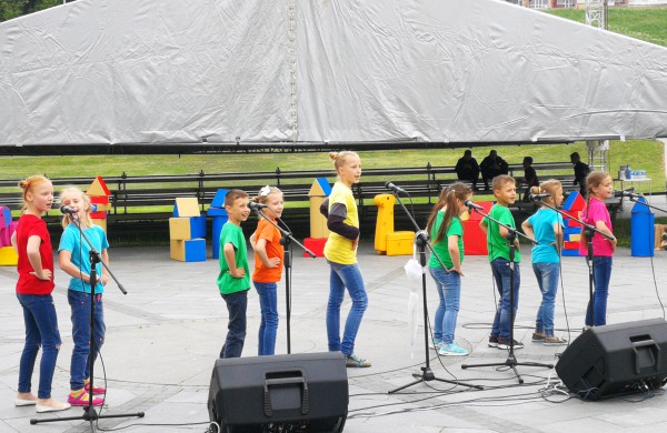 Laimingų vaikų pieva „išaugo“ į respublikinį renginį