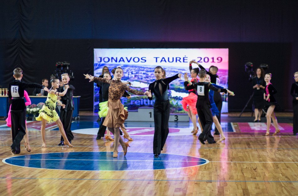 „Jonavos taurė – 2019” - daugiau nei 360 porų iš įvairiausių šalies bei užsienio kampelių  