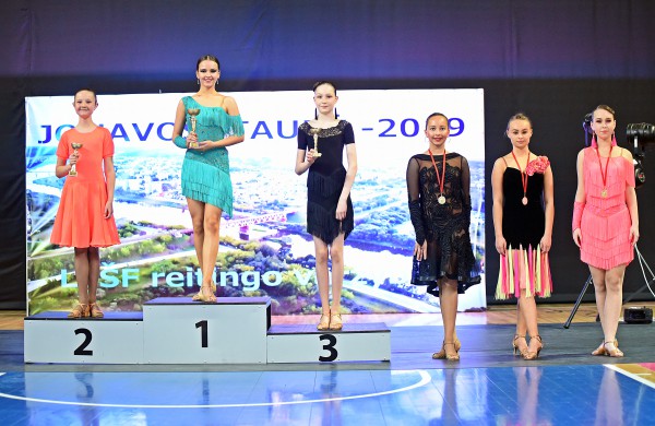 „Jonavos taurė – 2019” - daugiau nei 360 porų iš įvairiausių šalies bei užsienio kampelių  