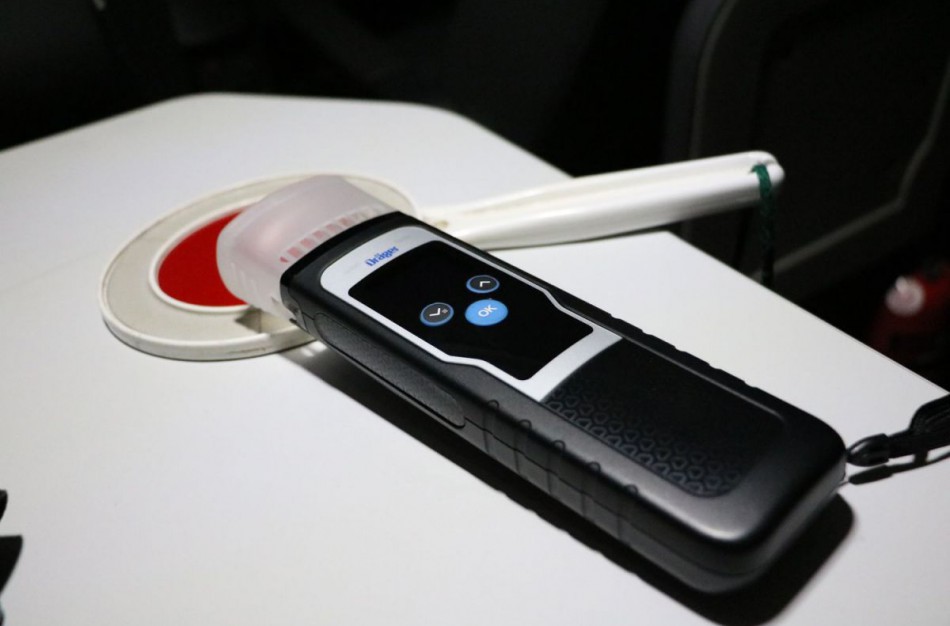 Neblaivių vairuotojų kelionės sustabdytos - įkliuvo policijos pareigūnams