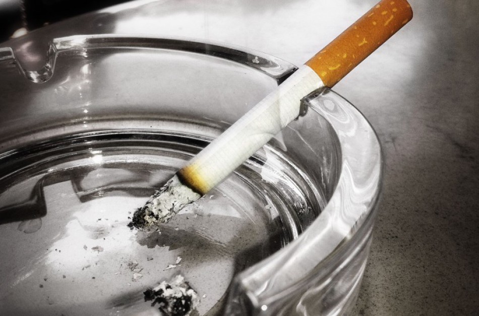 Pražūtingos rūkančiųjų klaidos: ugniagesiai gelbėtojai pataria, kaip jų išvengti