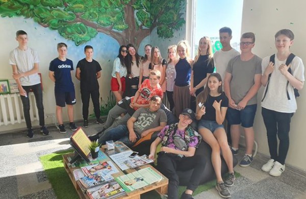 Kaip gimnazistai „matavosi tėvų klumpes” arba visuotinė atvirų durų diena tėvų darbovietėse 