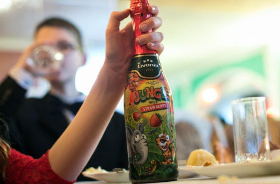 Jonavietė: ,,Ar nealkoholinis alus – mažiau žalingas nei vaikiškas šampanas?“