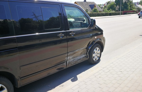 Miesto centre įvykusi avarija užmynė mįslę – kas kaltas?