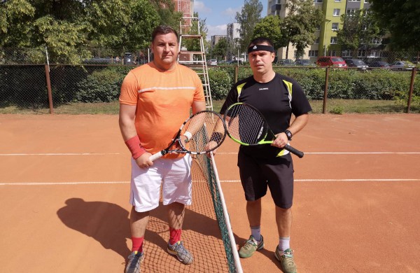 Sekmadienį baigėsi teniso turnyras Jonavos garbės piliečio taurei laimėti 