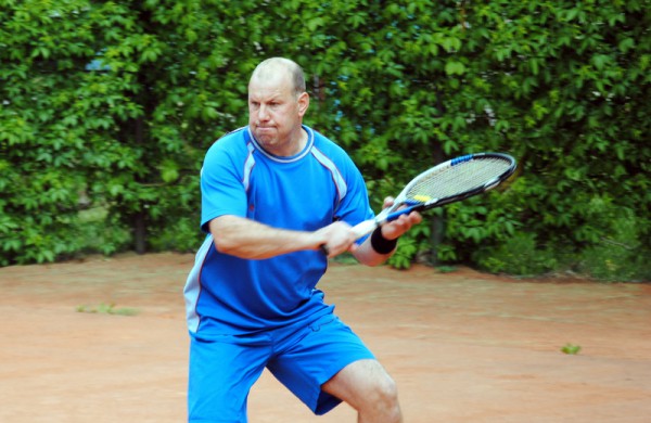 Sekmadienį baigėsi teniso turnyras Jonavos garbės piliečio taurei laimėti 