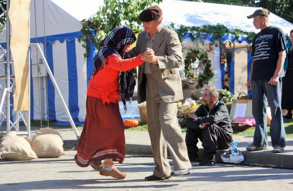 Prie bažnyčios – rudens šventė „Štetl Jonava“