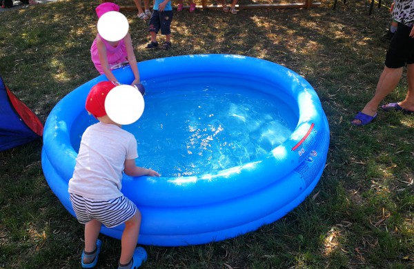 Daugiau nei pusė mokinių neatvyko į pamokas, darželių vaikams – smagiau