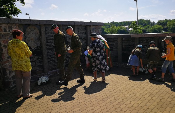 BIRŽELIO 14-OJI – GEDULO IR VILTIES DIENA