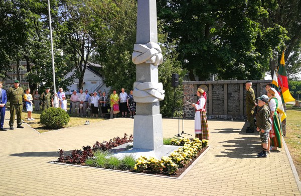 BIRŽELIO 14-OJI – GEDULO IR VILTIES DIENA