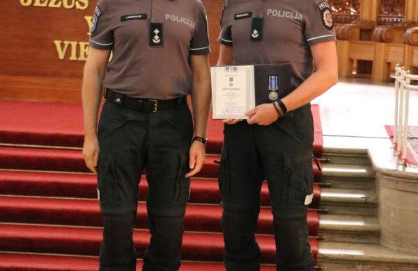 Kaune - iškilminga policijos pareigūnų šventė, kurioje apdovanoti ir 4 Jonavos r. PK pareigūnai