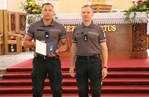 Kaune - iškilminga policijos pareigūnų šventė, kurioje apdovanoti ir 4 Jonavos r. PK pareigūnai
