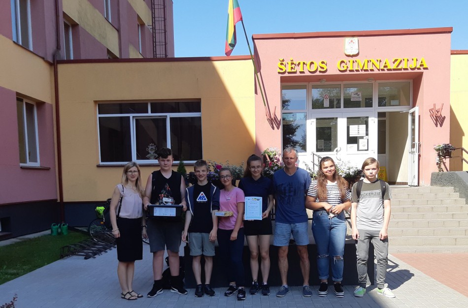 Bukonių moksleivių pergalė projekto „Matematika-laimėtojų mokslas" konkurse 