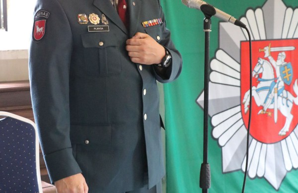 Pagerbti ir apdovanoti Jonavos rajono policijos komisariato policijos pareigūnai