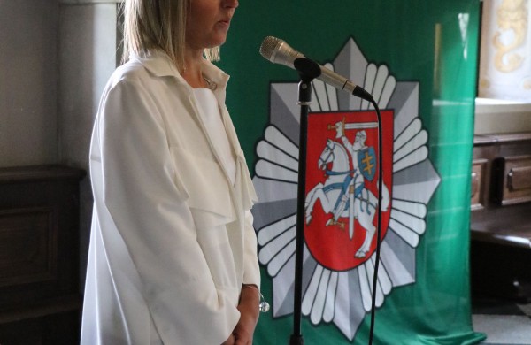 Pagerbti ir apdovanoti Jonavos rajono policijos komisariato policijos pareigūnai