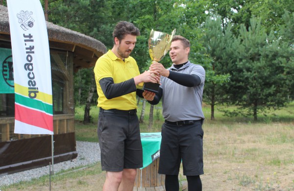Lietuvos diskgolfo taurė papildė įspūdingą daugkartinio čempiono kolekciją