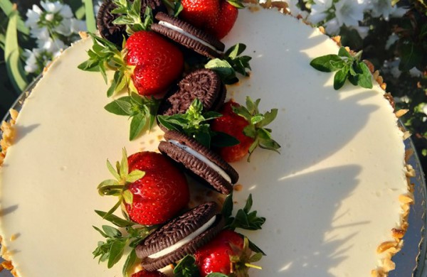 Mamos pėdomis pasekusi devynmetė nusprendė užsidirbti pati: siūlo įsigyti įvairius desertus