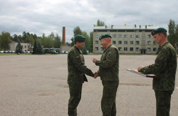 Didžiojo Lietuvos etmono Jonušo Radvilos mokomajame pulke pasikeitė vadai