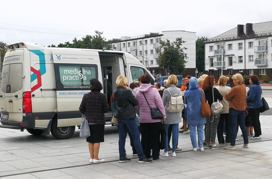 Lietuvos sergančiųjų prostatos vėžiu draugija Jonavoje vykdo ilgalaikį projektą „Saugokime vyrus“