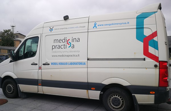 Lietuvos sergančiųjų prostatos vėžiu draugija Jonavoje vykdo ilgalaikį projektą „Saugokime vyrus“