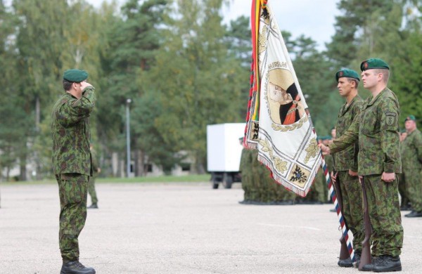 Didžiojo Lietuvos etmono Jonušo Radvilos mokomajame pulke pasikeitė vadai