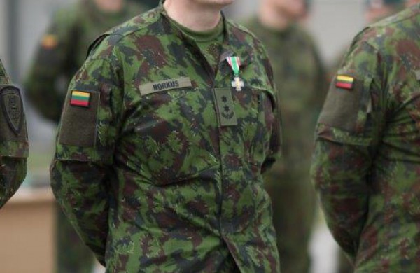 Didžiojo Lietuvos etmono Jonušo Radvilos mokomajame pulke pasikeitė vadai