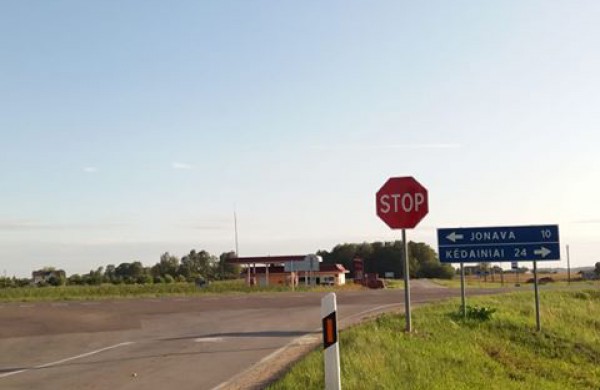 Besikartojančios avarijos priminė senus planus: ar žiedinė sankryža ,,sutramdytų“ neatsakingus vairuotojus?