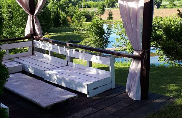 Kiekvieną dieną savo sodybą puoselėjantys vyndariai:,,norint sukurti kažką gražaus, turėti daug pinigų nėra būtina"