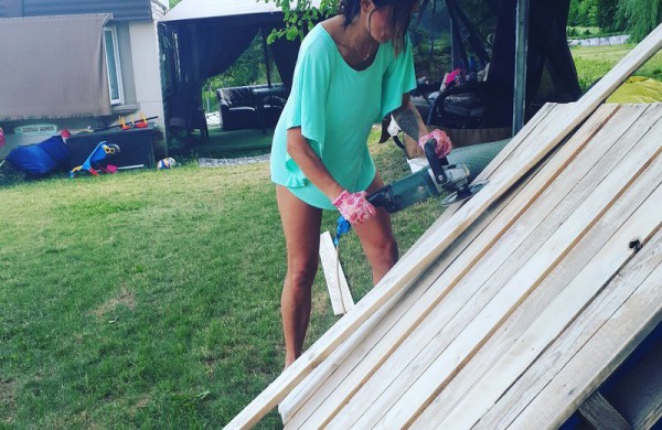 Kiekvieną dieną savo sodybą puoselėjantys vyndariai:,,norint sukurti kažką gražaus, turėti daug pinigų nėra būtina"