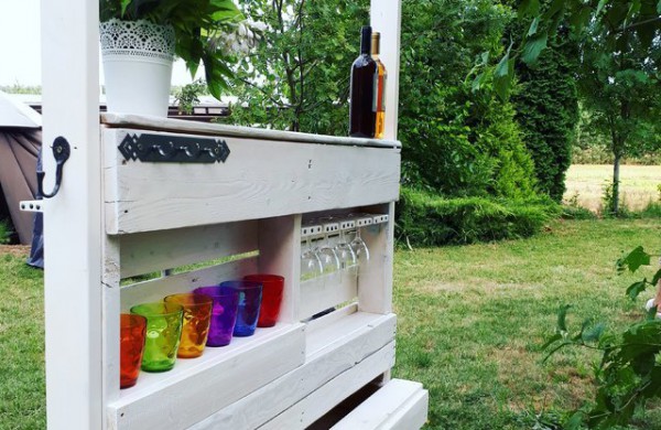 Kiekvieną dieną savo sodybą puoselėjantys vyndariai:,,norint sukurti kažką gražaus, turėti daug pinigų nėra būtina"