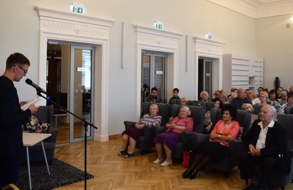 Bibliotekos dovana Jonavai - klasikinės muzikos ir poezijos popietė