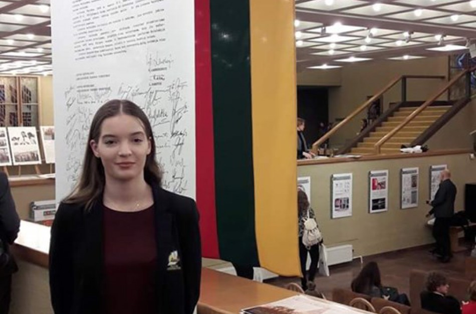 Projekte „Moksleiviai – į Vyriausybę“ dalyvaus ir Jonavos Jeronimo Ralio gimnazijos absolventė