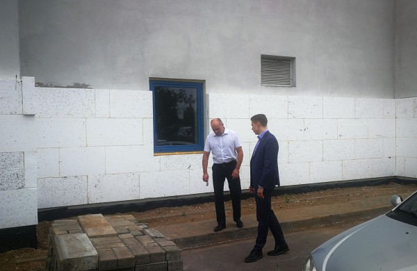 Pradėtas bendrovės „Jonavos vandenys“ pastato atnaujinimas