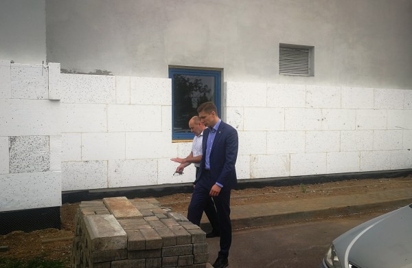 Pradėtas bendrovės „Jonavos vandenys“ pastato atnaujinimas