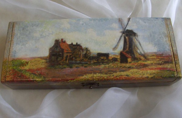 Kviečia vaikus į dekupažo ir keramikos popamokinius užsiėmimus