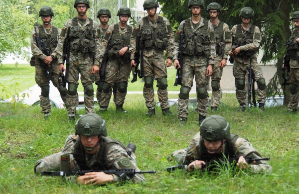 Lietuvos karo akademijos pirmakursiai – motyvuoti jaunuoliai