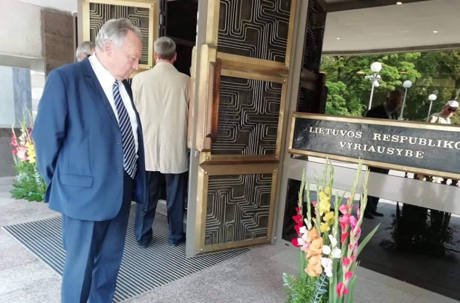 Baltijos kelio 30-mečio išvakarėse prisiminti jo iniciatoriai, tarp jų – jonavietis E.Gedvila