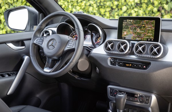 Pikapų evoliucija: kodėl darbiniai arkliai tapo kasdieniais palydovais