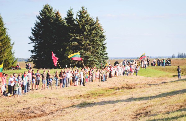 Paminėtas vienas didingiausių istorijos įvykių - Baltijos kelio – 30-sis jubiliejus