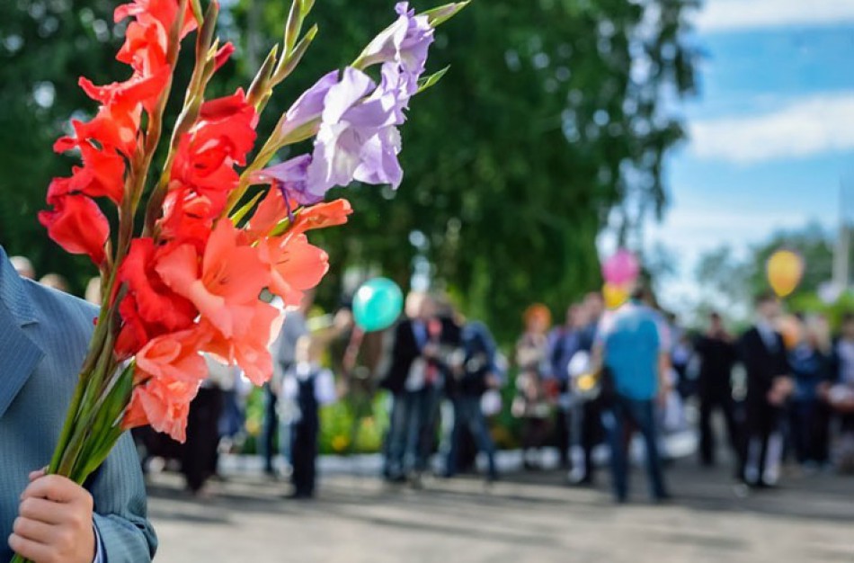 Tėvams – pusė laisvos darbo dienos palydėti vaikus į mokyklą