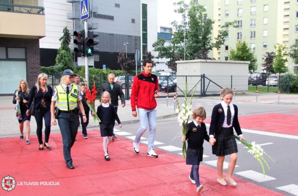Policijos prioritetas rugsėjo mėnesį – moksleivių saugumas keliuose