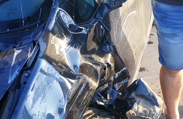 Eismo įvykio metu susidūrė mikroautobusas ir lengvasis automobilis