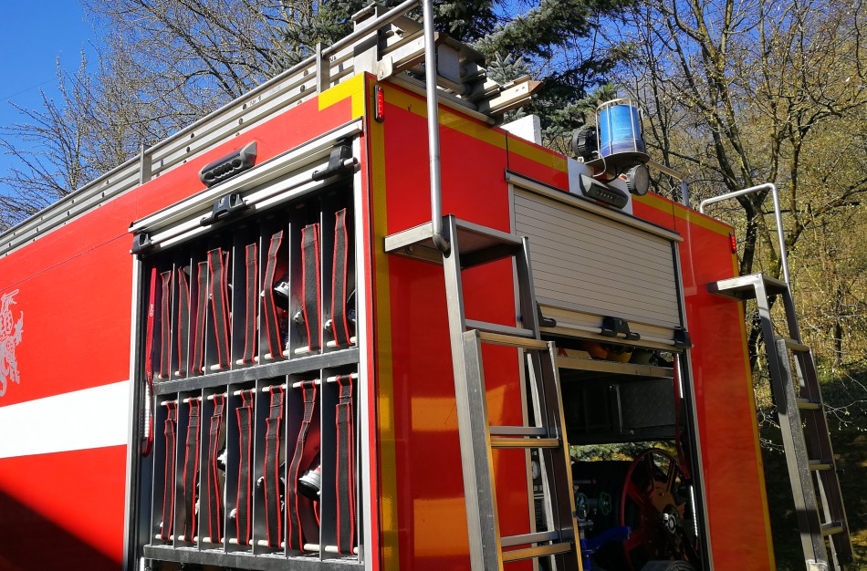 Sulūžus durų užraktui, bute užsitrenkė serganti mergaitė