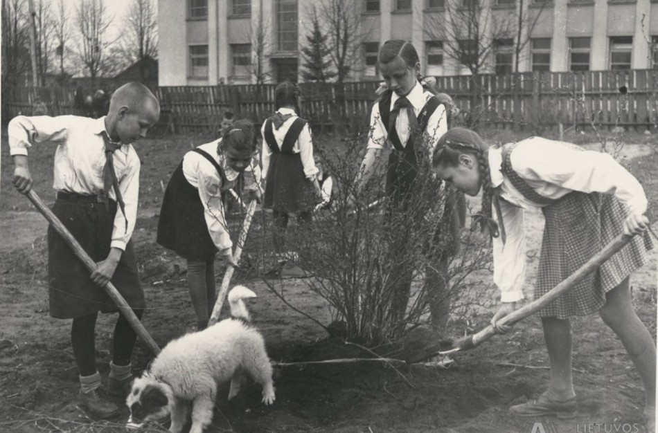 Virtuali paroda „Vaikystė sovietinėje Lietuvoje“